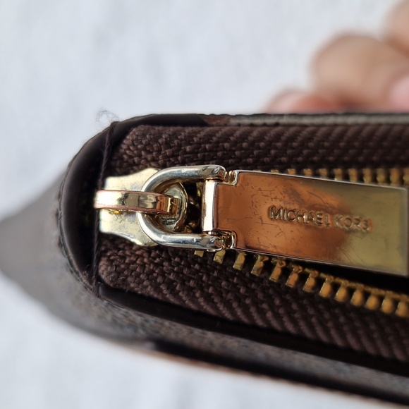 Michael Kors Textured Brown Wallet with Gold Accents - Picture 4 of 10